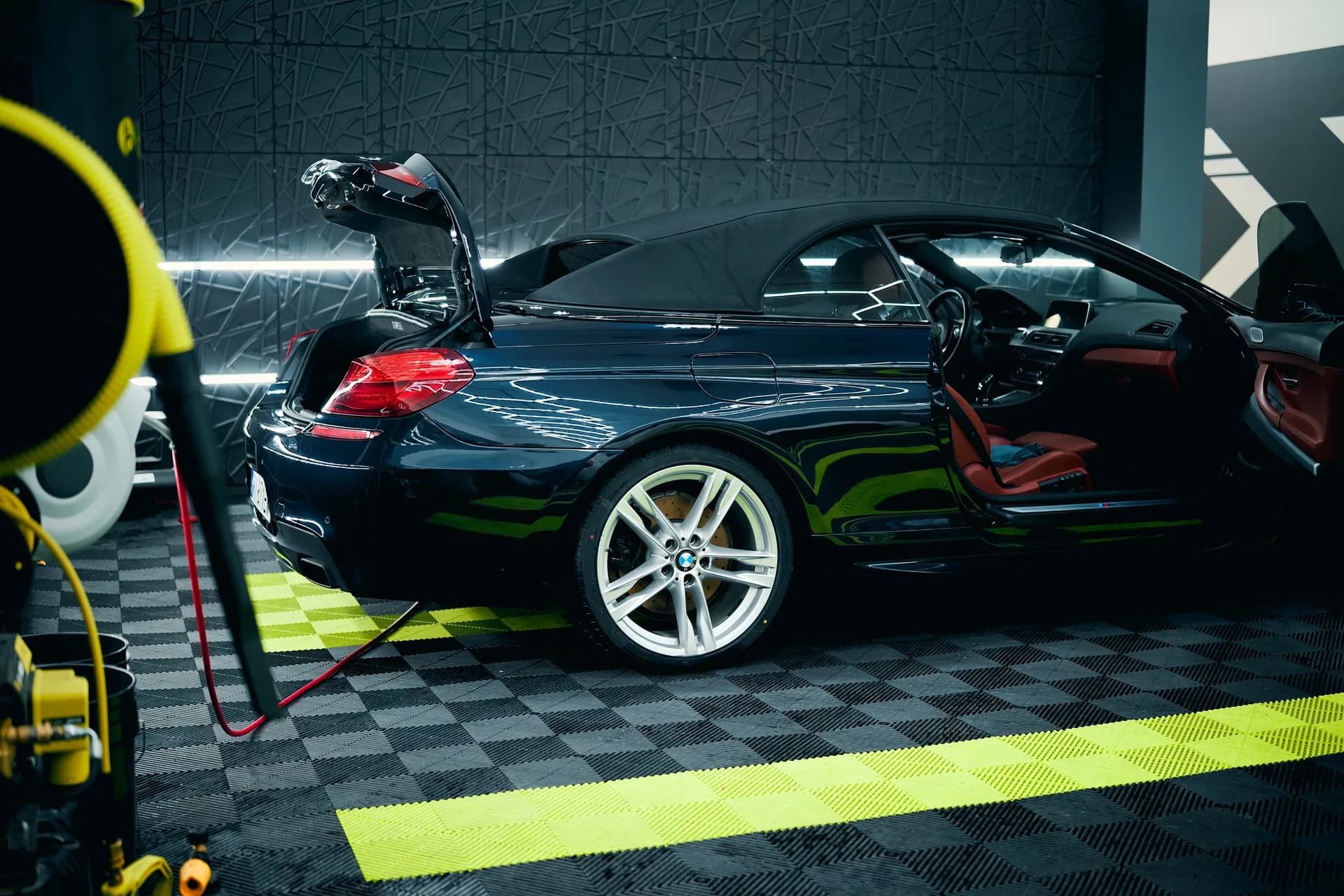 Фото 3 проекта: BMW 6 Series Cabrio