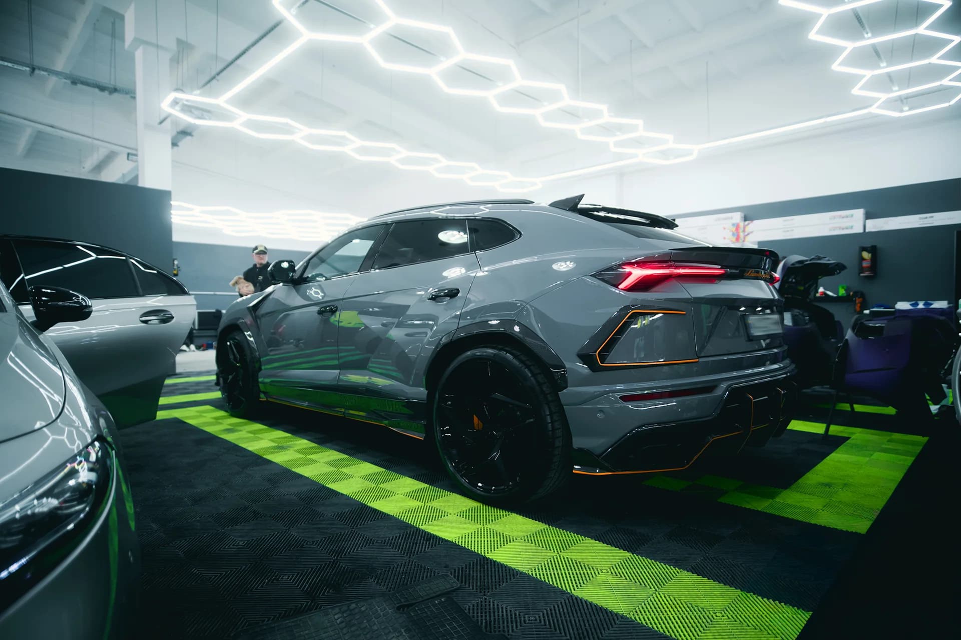 Zdjęcie 2 z realizacji: Lamborghini Urus